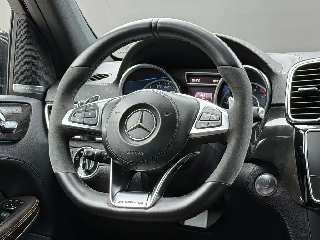 Mercedes-Benz GLS AMG 2016 — фото 7