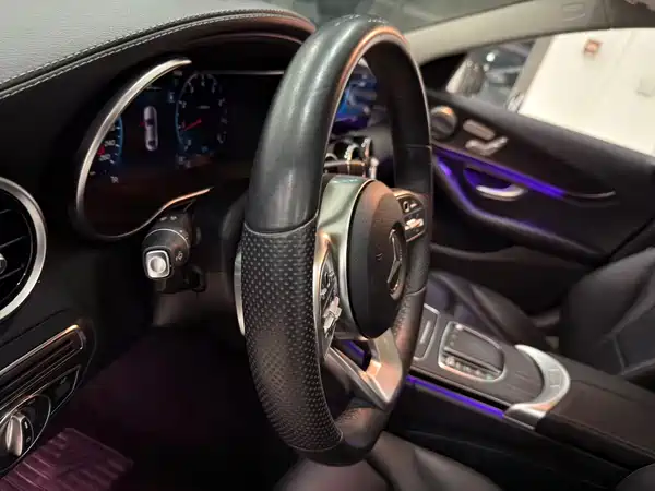 Mercedes-Benz C-Class 2020
