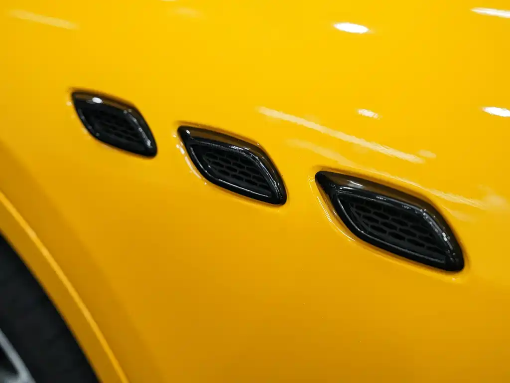 Maserati Levante 2021 — фото 13