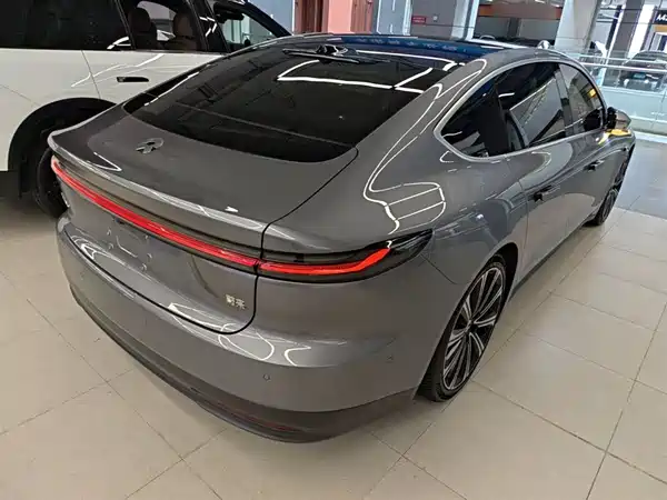 NIO ET7 2024