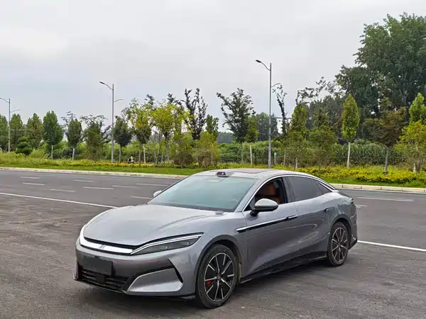 BYD Han L 2026