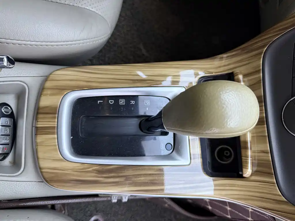 Nissan Sylphy 2015 — фото 14