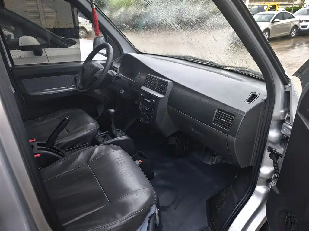 Wuling Rongguang 2021