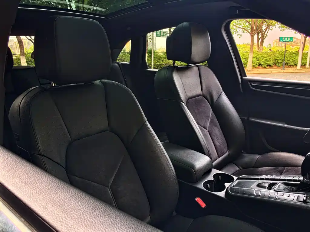 Porsche Macan 2015 — фото 10