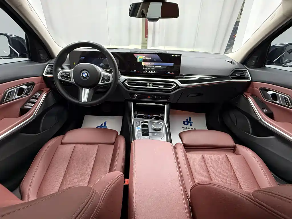 BMW i3 2024 — фото 7
