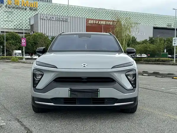 NIO ES6 2021