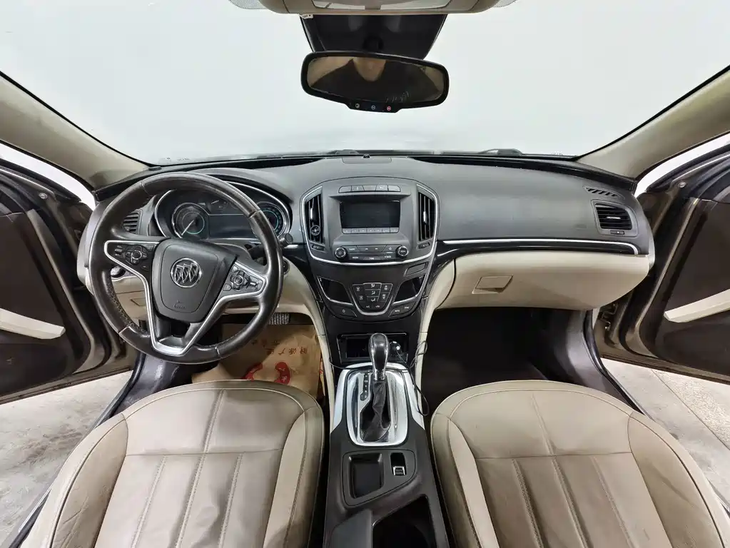 Buick Regal 2015 — фото 9