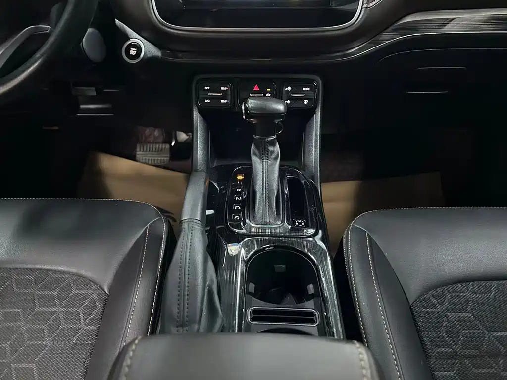 GAC Motor Trumpchi GS3 2020 — фото 12