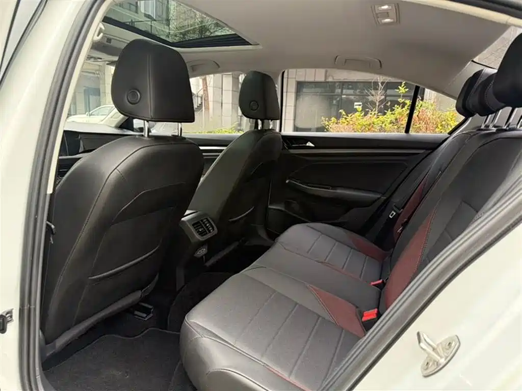 Volkswagen Bora 2021