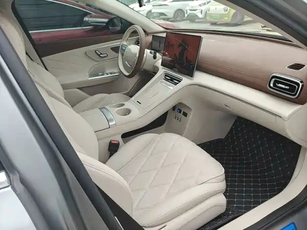 Chery Fengyun A9L 2025