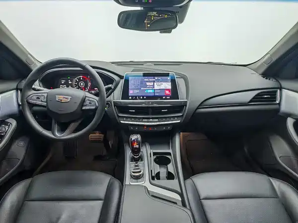 Cadillac CT5 2024
