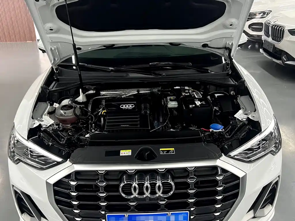 Audi Q3 2023 — фото 18