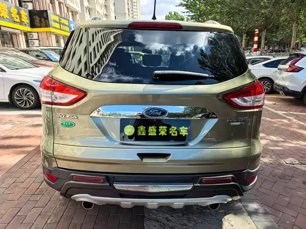 Ford Kuga 2015