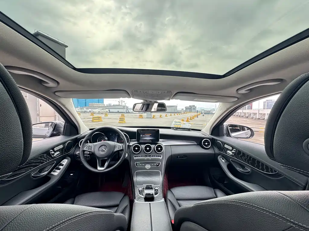 Mercedes-Benz C-Class 2017 — фото 13