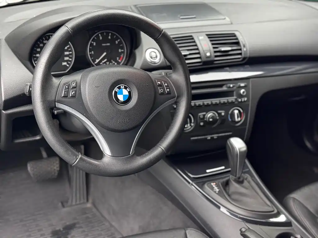 BMW 1 Series 2012 — фото 20