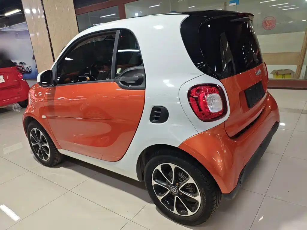 smart fortwo 2017 — фото 4