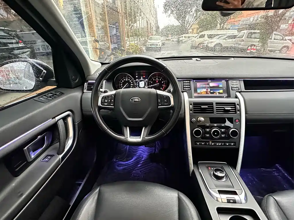 Land Rover Discovery Sport 2019 — фото 9