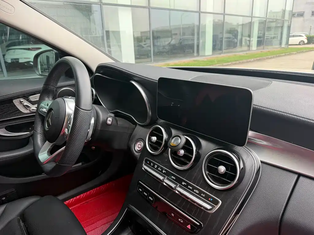 Mercedes-Benz C-Class 2020 — фото 11