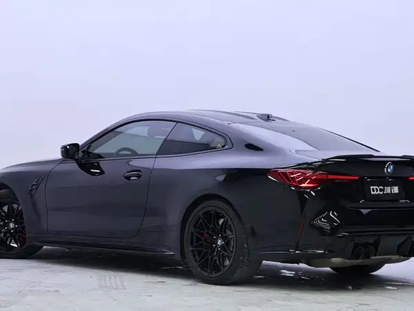 BMW M4 2024