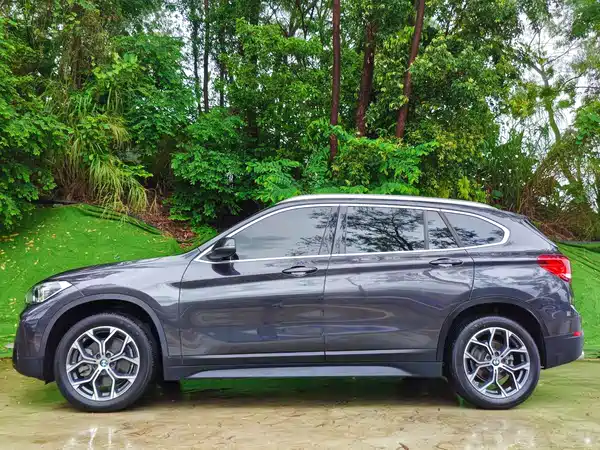 BMW X1 2021