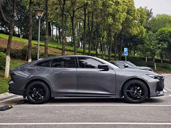 Changan UNI-V 2023