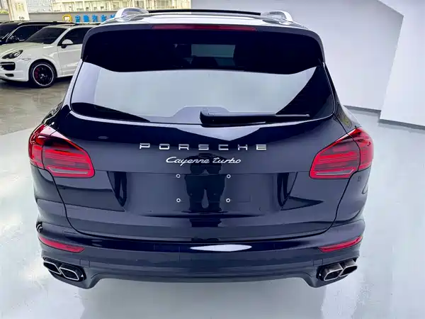 Porsche Cayenne 2016