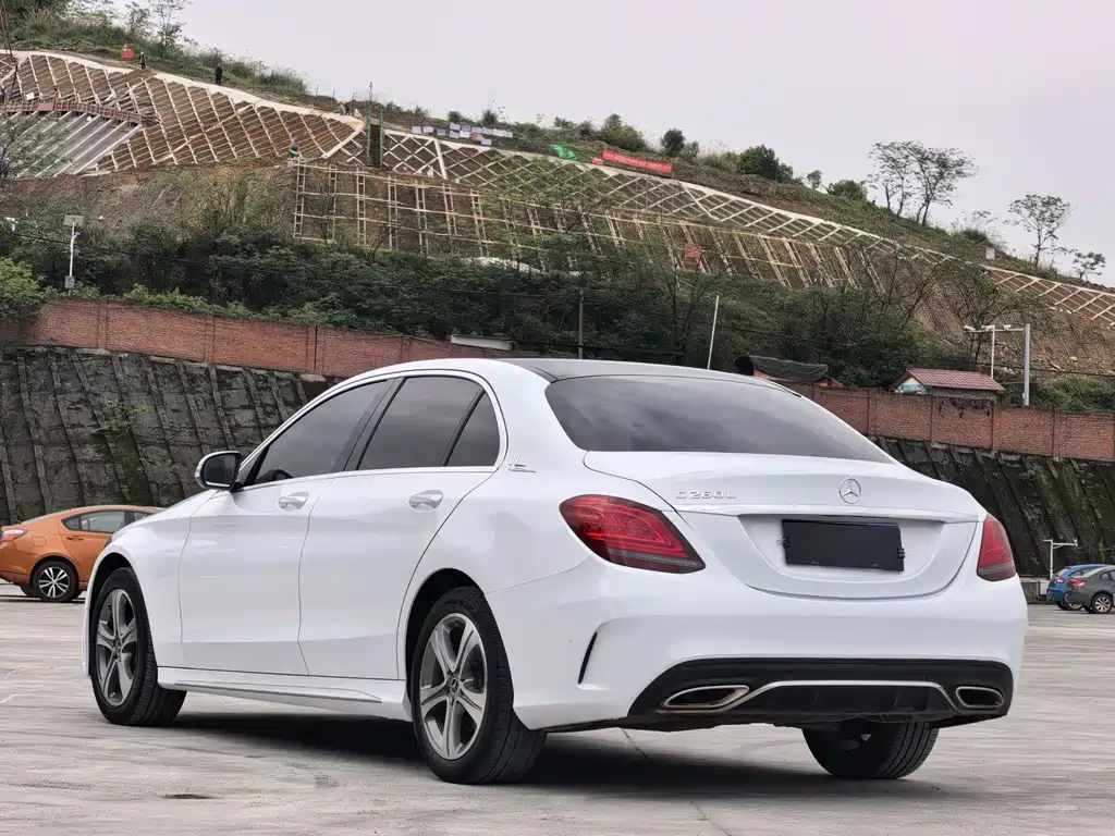Mercedes-Benz C-Class 2020 — фото 16