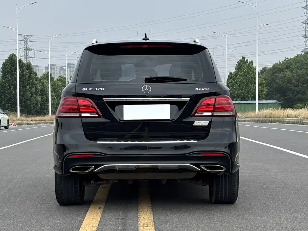 Mercedes-Benz GLE 2019 — фото 8
