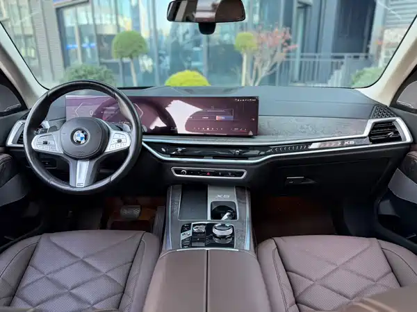 BMW X5 2024