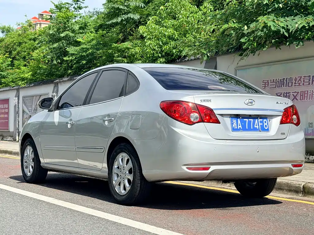 Hyundai Elantra 2010