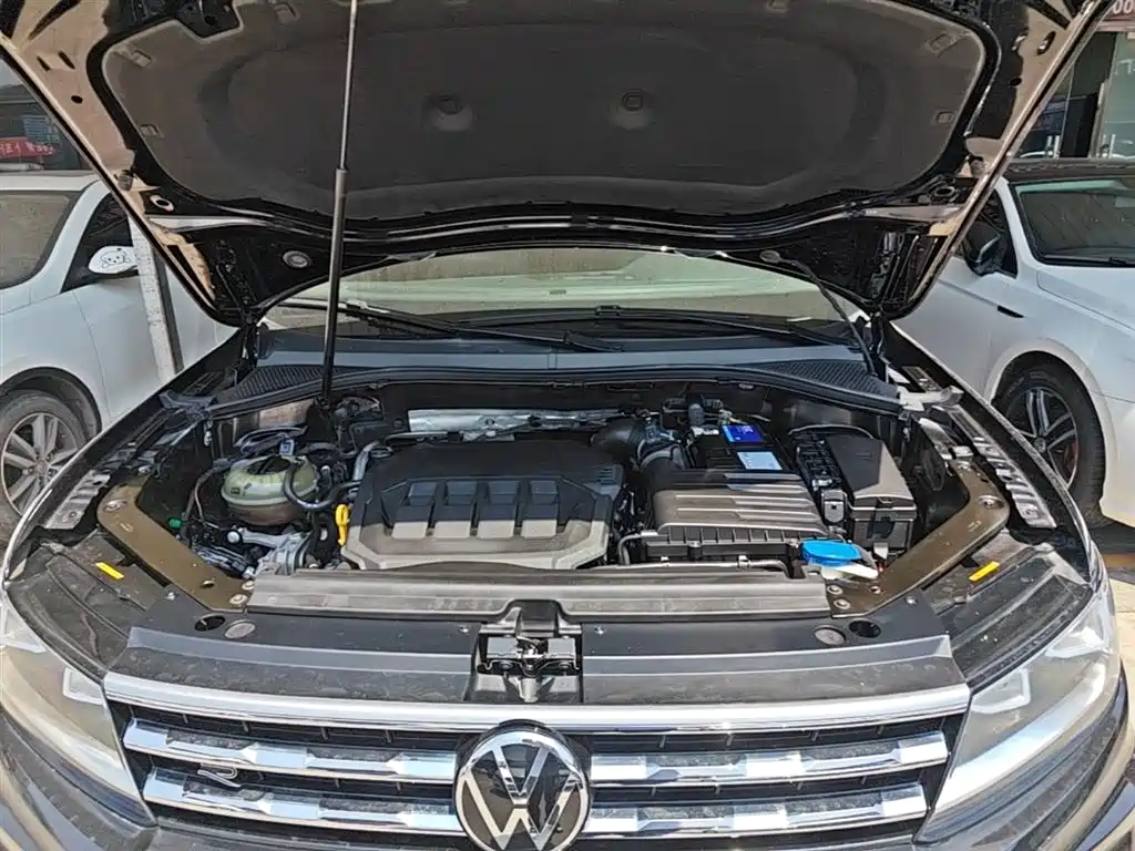 Volkswagen Tiguan L 2021 — фото 19
