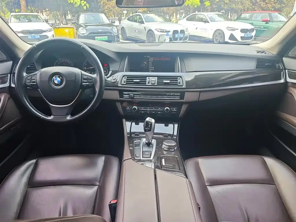 BMW 5 Series 2016