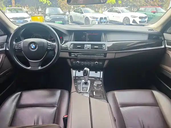 BMW 5 Series 2016