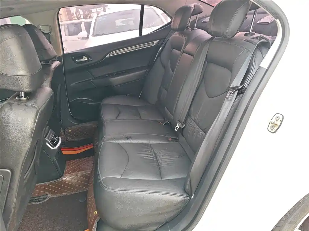 Citroen C4L 2015 — фото 17
