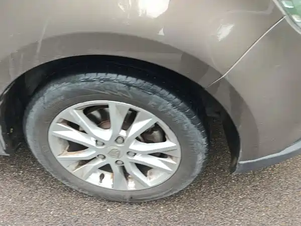 Baojun 730 2015