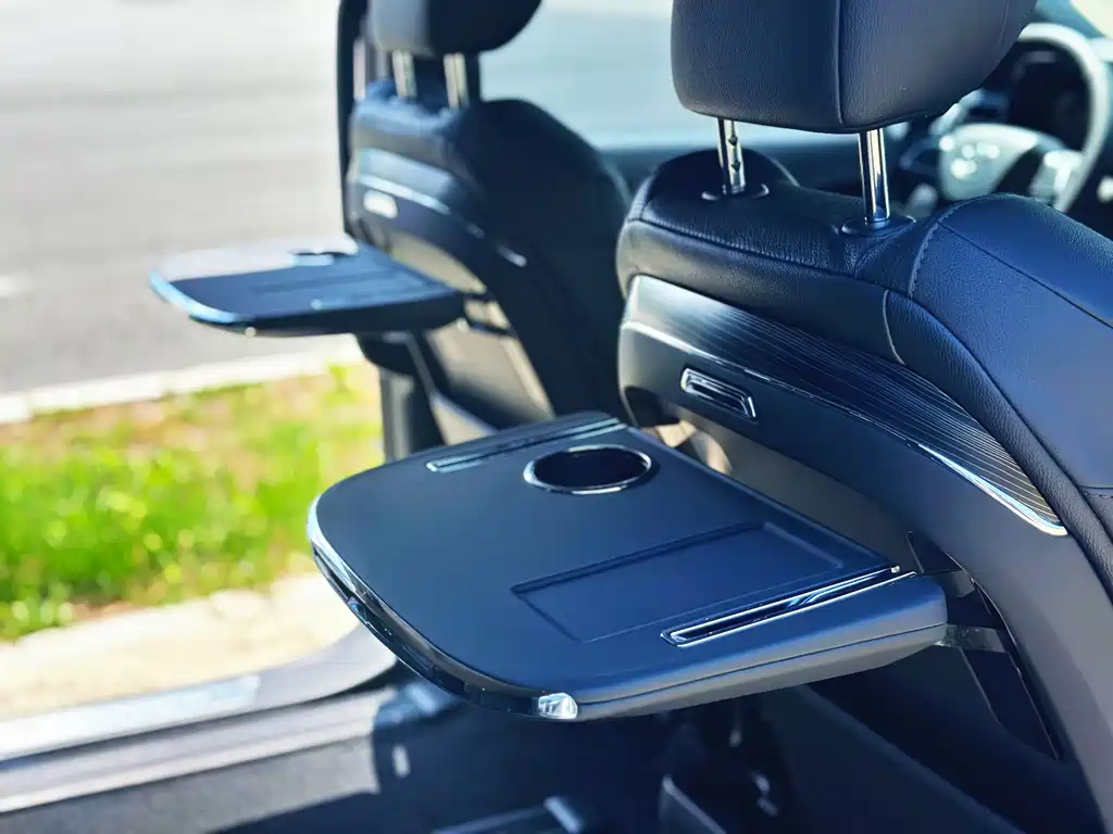 Toyota Sienna 2023 — фото 14