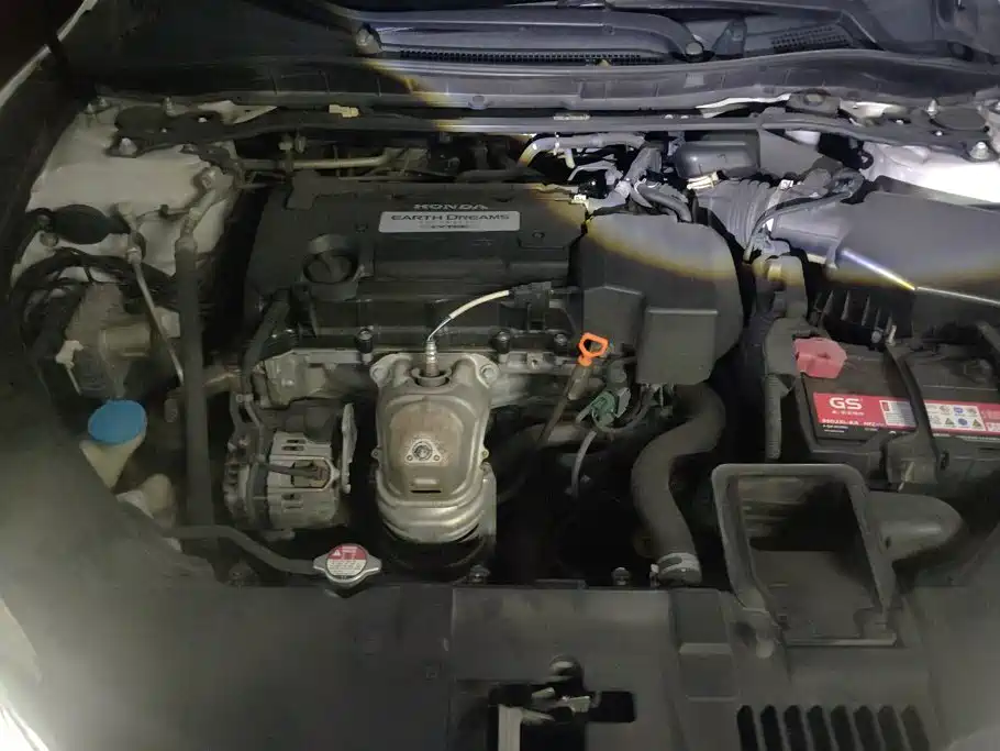 Honda Accord 2014 — фото 10