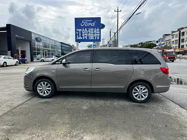 Buick GL8 2017