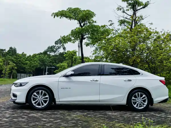Chevrolet Malibu XL 2016