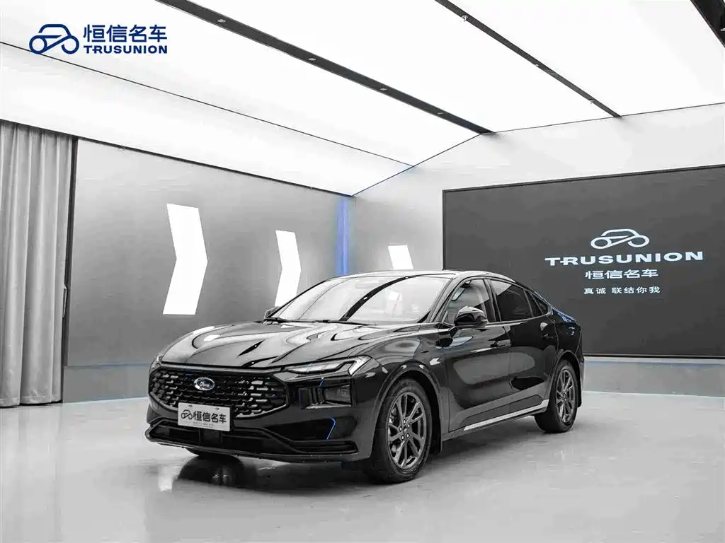 Ford Mondeo 2025 — фото 3