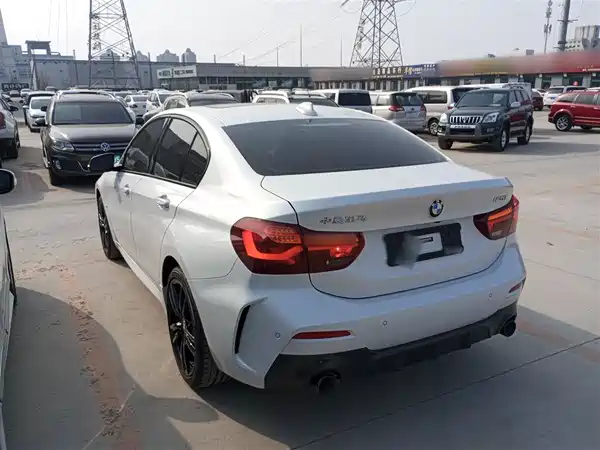 BMW 1 Series 2023