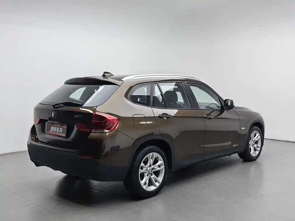 BMW X1 2012 — фото 2