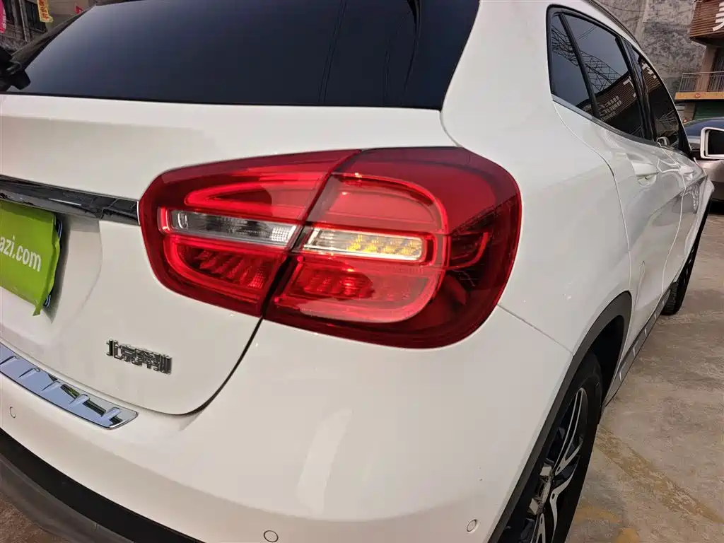 Mercedes-Benz GLA 2017 — фото 8