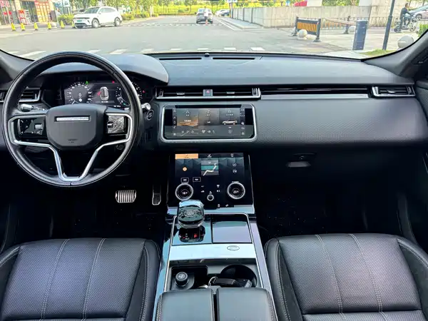Land Rover Range Rover Velar 2021