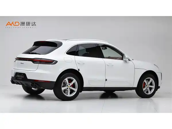 Porsche Macan 2021