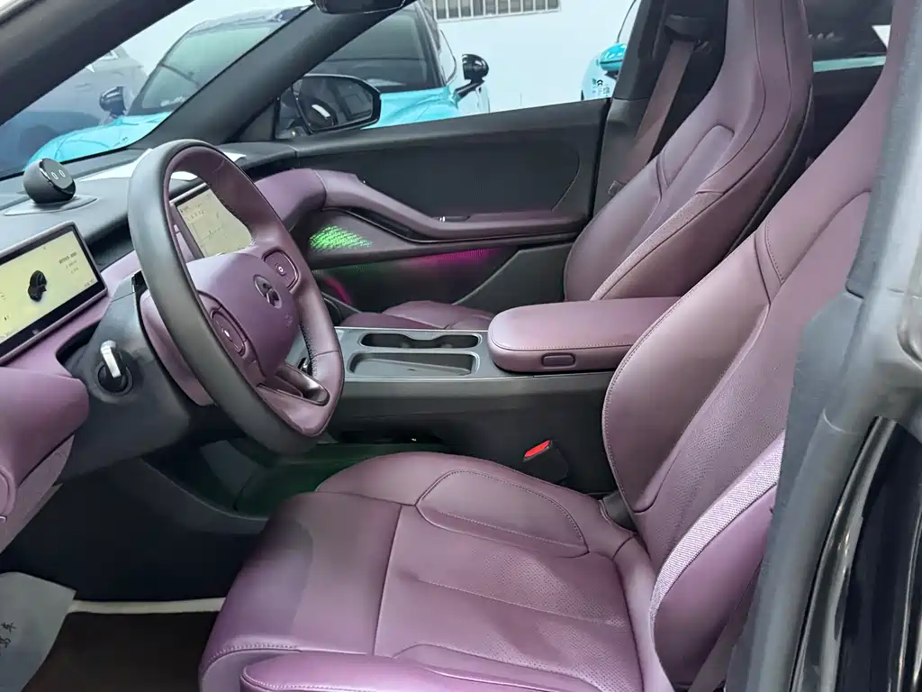 NIO ET5T 2024