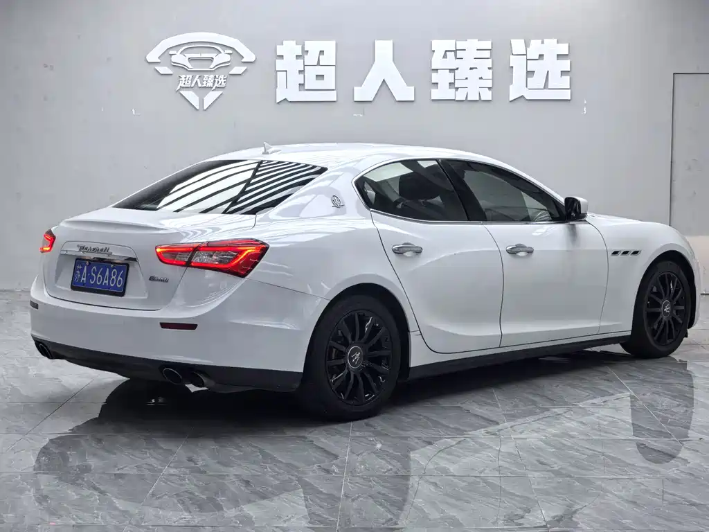 Maserati Ghibli 2016 — фото 15
