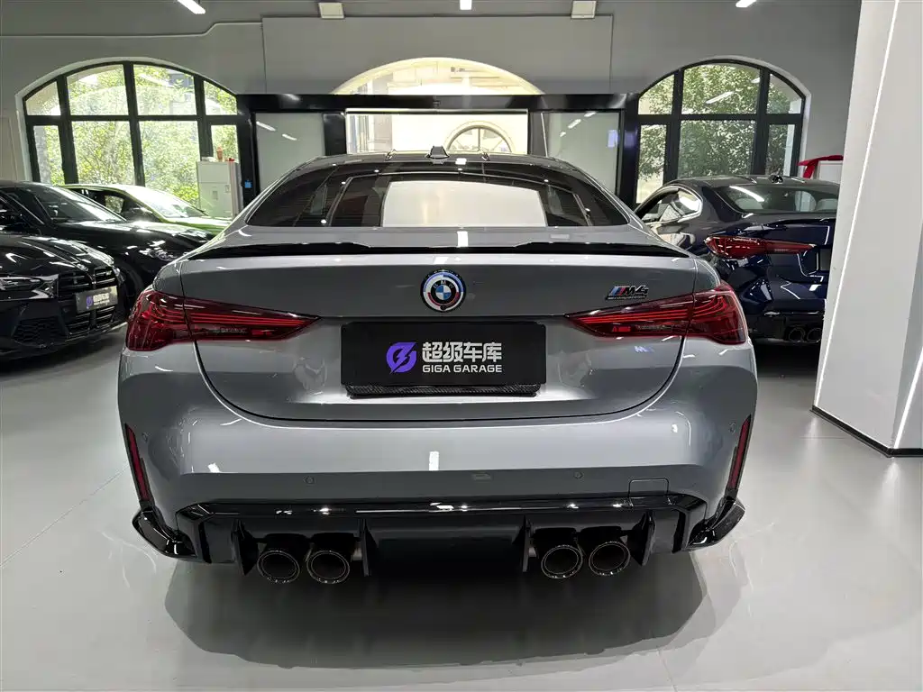 BMW M4 2024