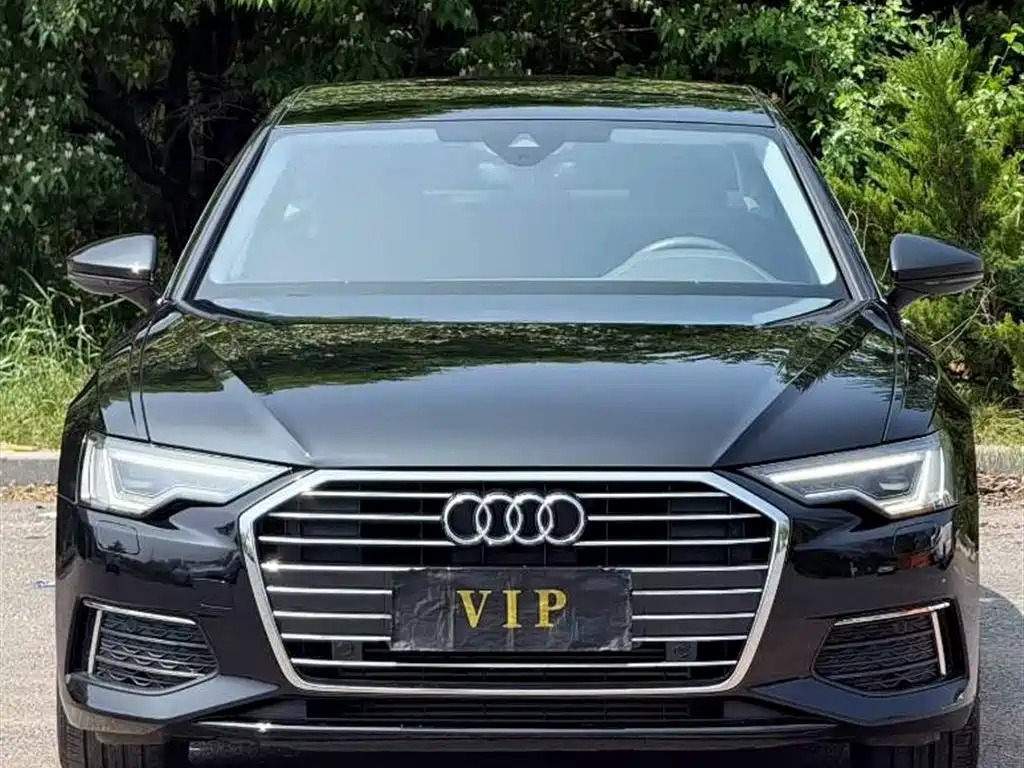 Audi A6L 2022