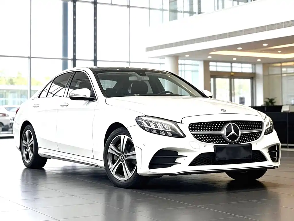 Mercedes-Benz C-Class 2020 — фото 3